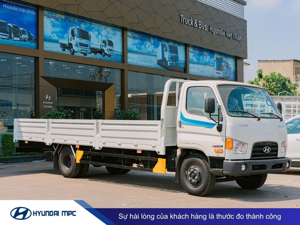 Xe tải Hyundai Mighty W11XL thùng lửng 7T thùng dài 6.3m